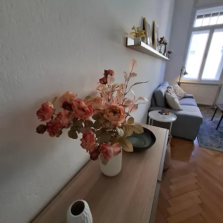 Marschall 9 * Graz
